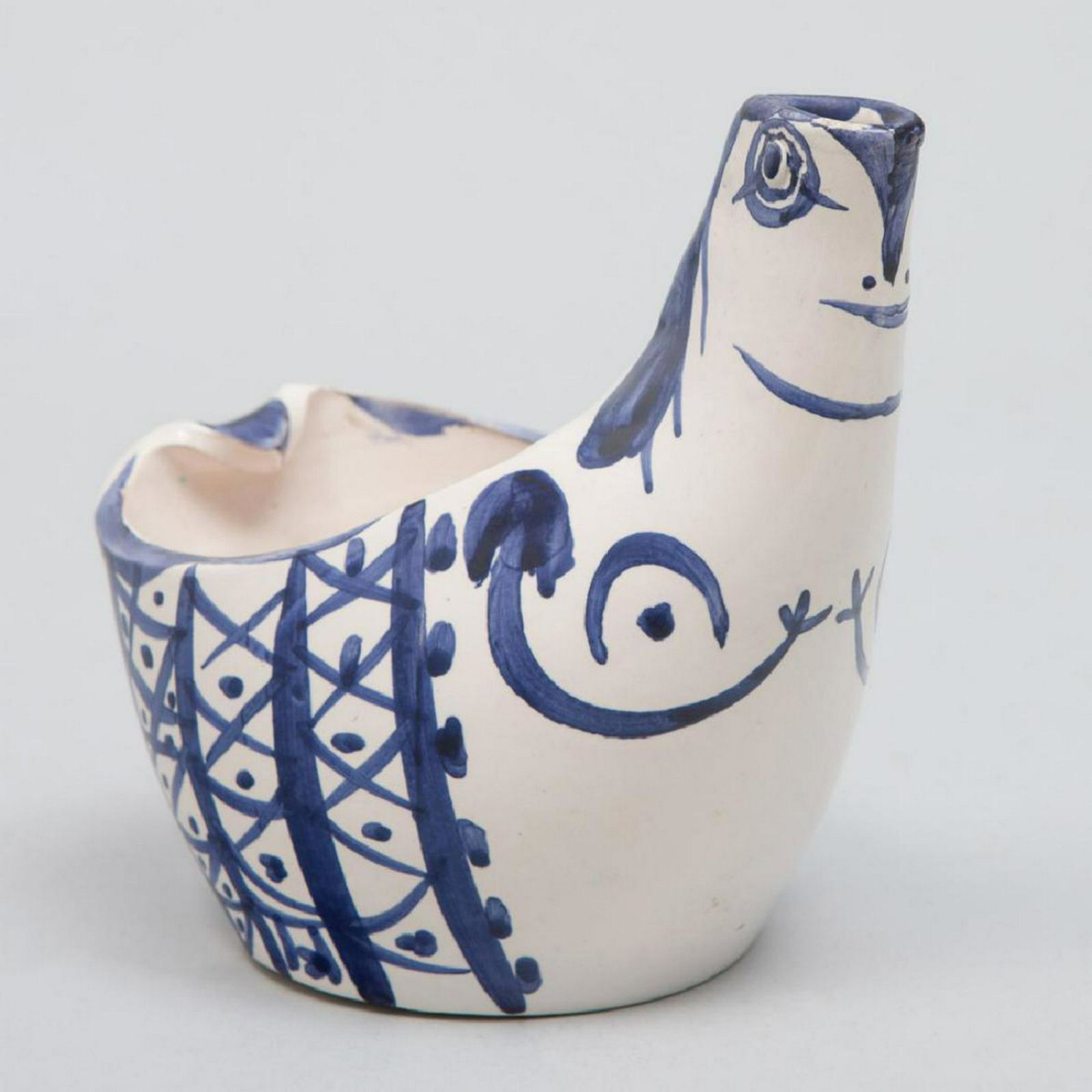 Pablo Picasso, Sujet poule (Hen Subject), 1954: Artist: Pablo Picasso (1881 - 1973)Title: Sujet poule (Hen Subject), 1954. Reference: A.R. 250. Medium: Madoura turned shape ceramic of white earthenware clay and white enamel with decoration in oxide