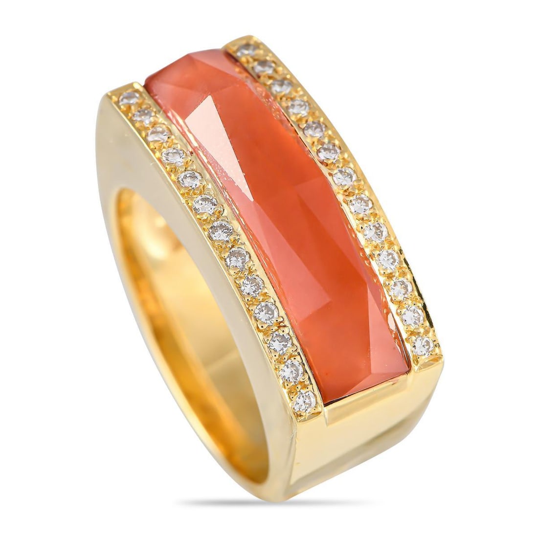 STEPHEN WEBSTER CRYSTAL HAZE 18K YELLOW GOLD 0.25CT DIAMOND AND CORAL RING: Icy white diamonds and a stunning crystal haze coral come together to create a stunning contrast that's both bold and delicate. This contemporary statement ring from Stephen Webster is rendered in 18K