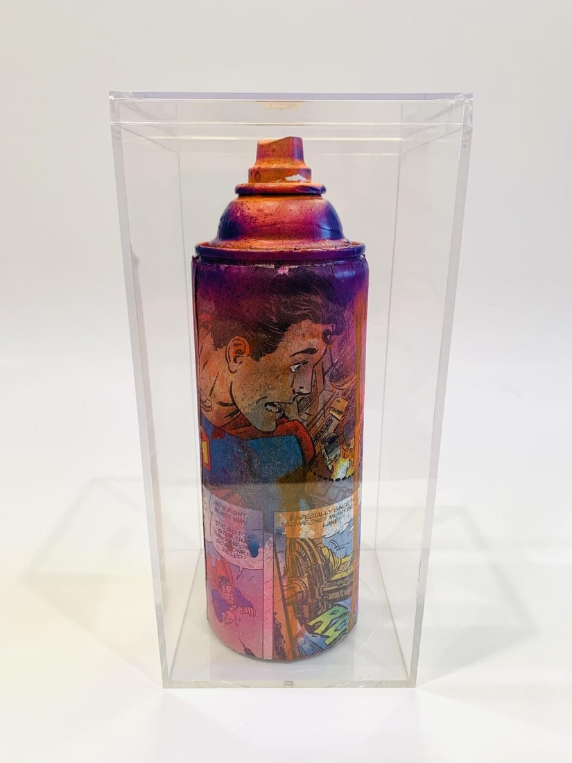 E.M. ZAX- Mixed Media original on artist used spray can in lucite display box: Artist: E.M. ZAX. Medium: Mixed Media original on artist used spray can in lucite display box. Size: 4" x 4". Signature: Hand signed. Additional: Size: 4X4X8. Reference#: 28171.