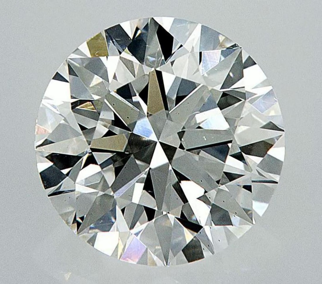 Lab Grown 2.08 ct, Color F/VS1 IGI Graded Diamond: Lab/Natural Diamond: Lab Carat Weight: 2.08 Color Grade: F Clarity Grade: VS1 Model: Round Brilliant Polish: Excellent Symmetry: Excellent Cut Grade: Ideal Size: 8.15-8.22 x 5.04 Certificate Number: 6