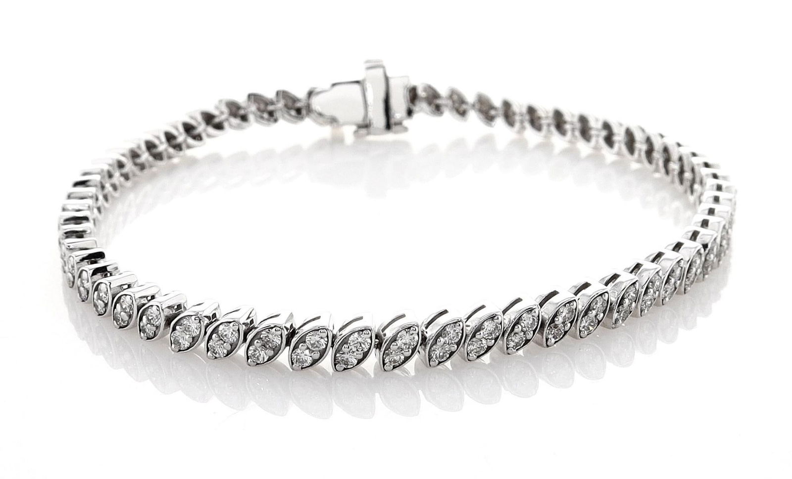 14kt White Gold 1.75ctw Diamond Bracelet (1 of 5)