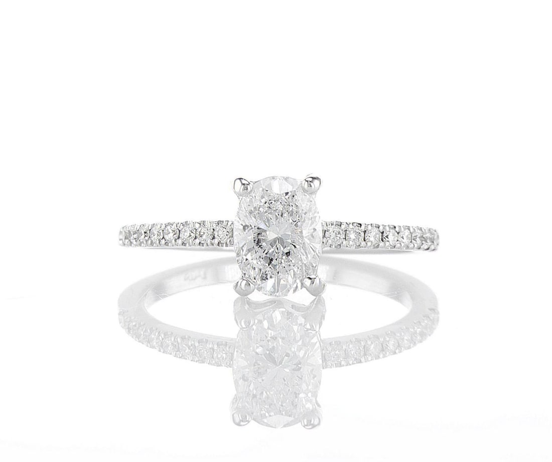 14kt White Gold 1.27ctw Diamond Ring: Jewelry Description Description: One 14k white gold ring, set with natural diamonds. Jewelry Weight: 2.77 Grs Total Diamonds Weight: 1.27 Cts Precious Metal: 14kt White Gold Certificate Number: DSL- 4