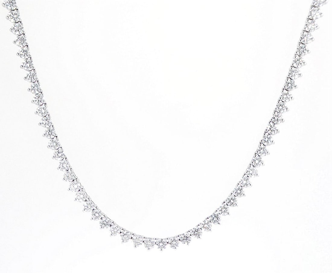 14kt White Gold 11.36ctw Diamond Collar: Jewelry Description Description: One 14k white gold collar, set with lab grown diamonds. Jewelry Weight: 17.34 Grs Total Diamonds Weight: 11.36 Cts Precious Metal: 14kt White Gold Certificate Number: