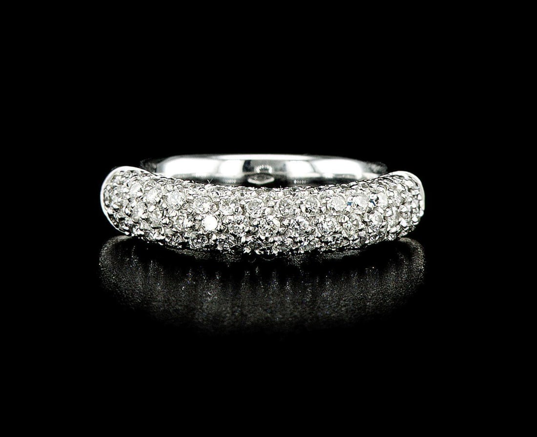 18kt White Gold 1ctw Diamond Ring: One 18k white gold ring (750 stamped), set with natural diamonds. Jewelry Weight: 6.37Grs Total Diamonds Weight: 1Cts Main Stones Description: Cut and shape: Round Brilliant Carats Weight: 1 Clarity: