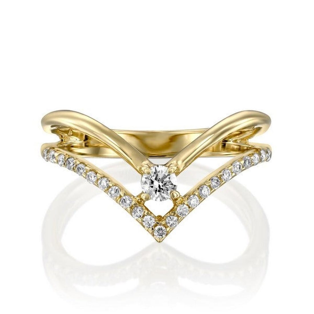 14kt Yellow Gold 0.13ctw Diamond Ring: One 14k yellow gold ring, set with natural diamond. Jewelry Weight: 2.9Grs Total Diamonds Weight: 0.13Cts Main Stones Description: Quantity: 1 Cut and shape: Round Carats Weight: 0.13 Clarity: VS Colo