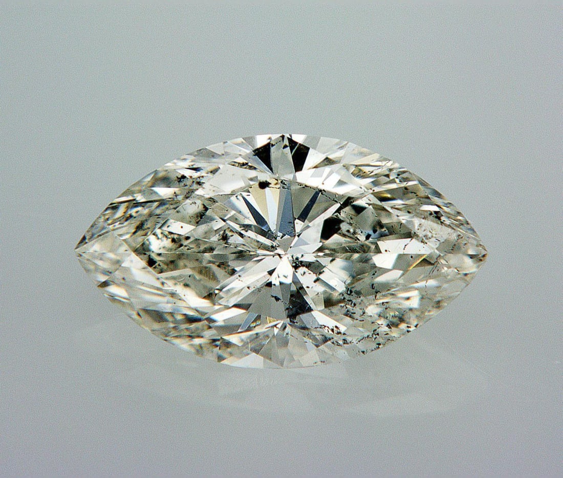 Natural 0.86 ct, Color H/I1 GIA Graded Diamond: Lab/Natural Diamond: Natural Carat Weight: 0.86 Color Grade: H Clarity Grade: I1 Model: Marquise Brilliant Fluorescence: Medium Blue Polish: Very Good Symmetry: Good Size: 8.92 X 5.06 X 3.18 Certifica