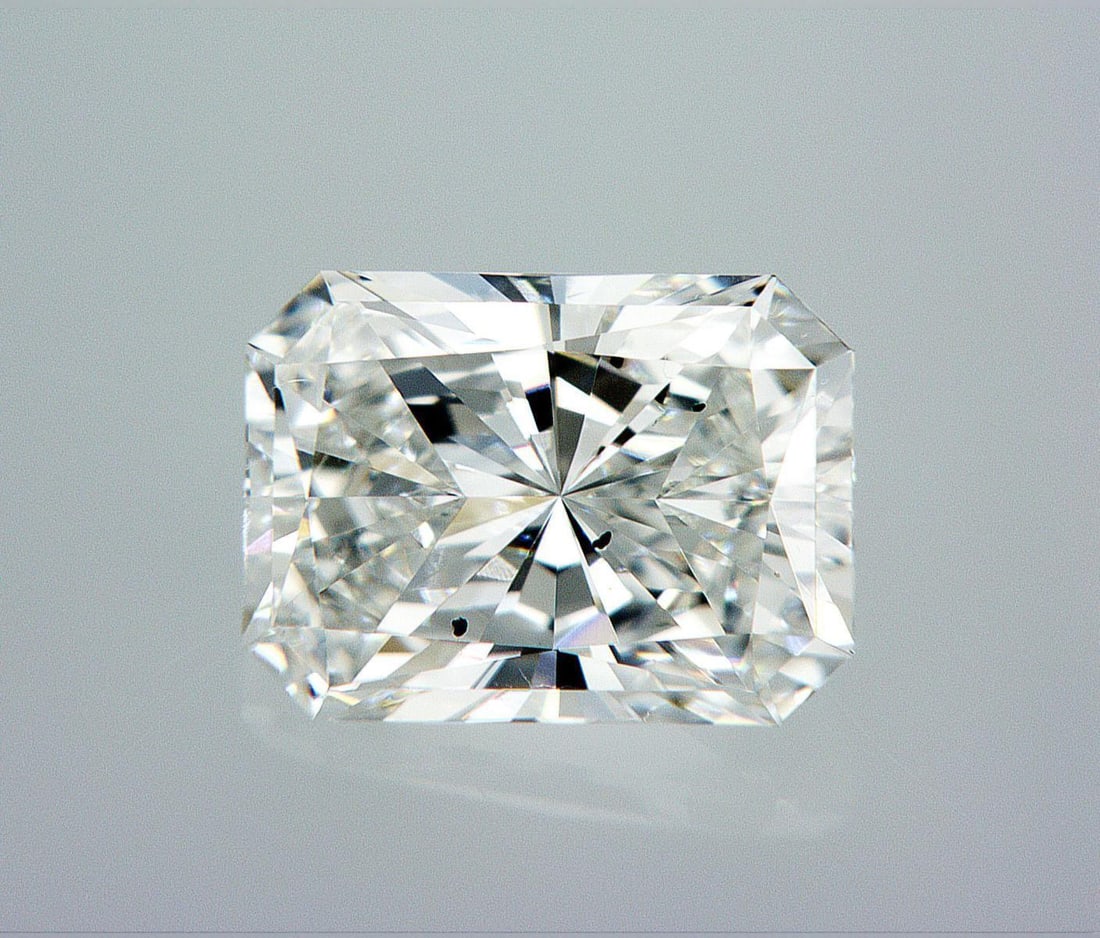 Natural 0.9 ct, Color E/SI1 GIA Graded Diamond (1 of 2)