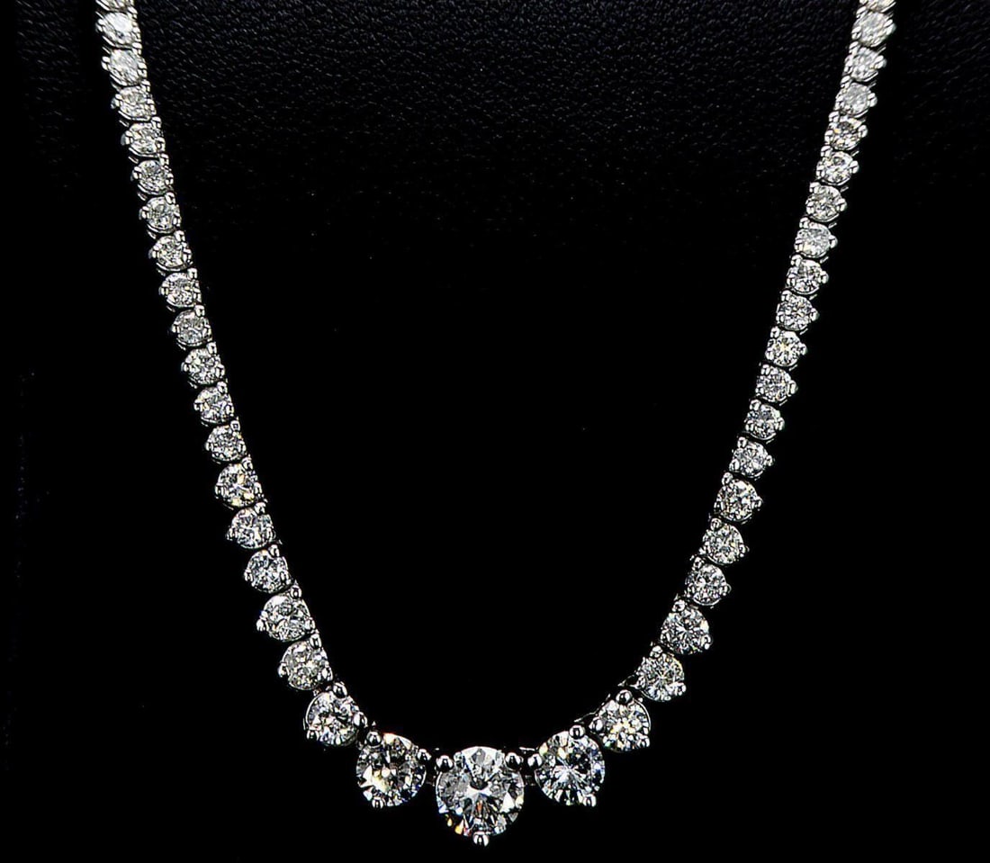 14kt White Gold 3.89ctw Diamond Pendant: One 14k white gold necklace, set with natural diamonds. Jewelry Weight: 13.44Grs Total Diamonds Weight: 3.89Cts Main Stones Description: Cut and shape: Round Brilliant Carats Weight: 3.89 Clarity: VS-