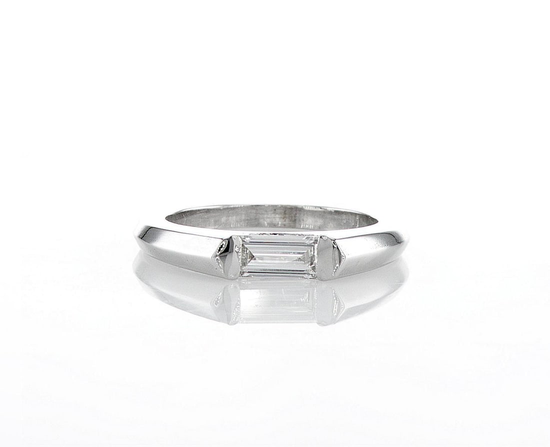 14kt White Gold 0.24ctw Diamond Ring: Jewelry Description Description: One 14k white gold ring, set with lab grown diamonds. Jewelry Weight: 2.4 Grs Total Diamonds Weight: 0.24 Cts Precious Metal: 14kt White Gold Certificate Number: DSL-