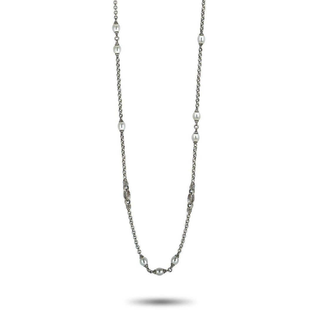 SCOTT KAY STERLING SILVER AND PEARL CHAIN LONG NECKLACE: This Scott Kay necklace is crafted from sterling silver and embellished with pearls. The necklace weighs 74.5 grams and measures 48 in length.Offered in brand new condition, this jewelry piece include
