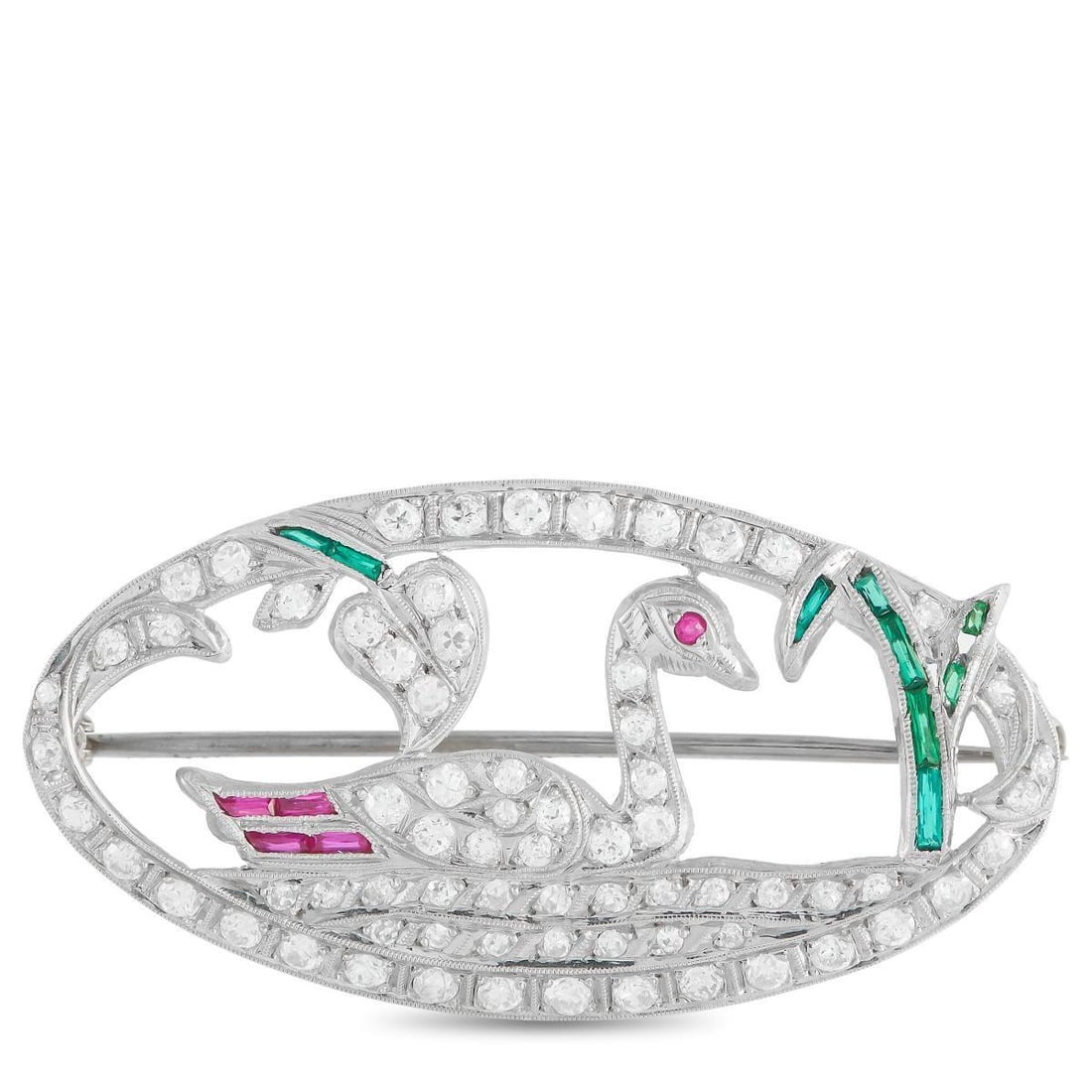 18K WHITE GOLD 0.80CT DIAMOND BROOCH: On this luxury brooch, a nature scene comes to life within the elegant, openwork design. Diamonds with a total weight of 0.80 carats add sparkle and sophistication to this exquisite piece, while color