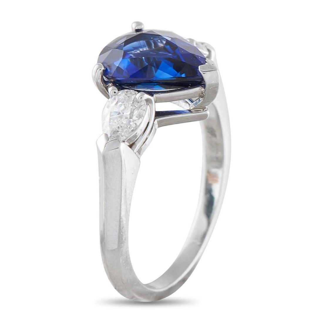 PLATINUM 0.59CT DIAMOND AND SAPPHIRE RING - 2