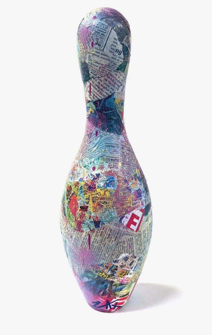 E.M Zax- 1/1 unique one of a kind sculpture with paints "Bowling Pin": Artist: E.M Zax. Medium: 1/1 unique one of a kind sculpture with paints. Title: Bowling Pin. Size: 16" x 5". Signature: Hand Signed. Reference#: 81667.