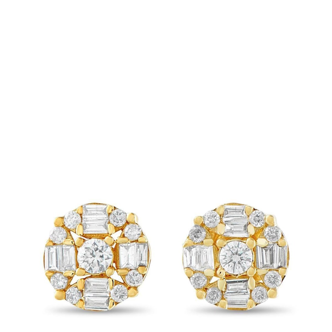 14K YELLOW GOLD 0.50CT DIAMOND CLUSTER ROUND EARRINGS: These 14K yellow gold round studs offer a polished look that works seamlessly from day to night. At the center, a single round diamond is set amid a pattern of baguette diamond duos and smaller round