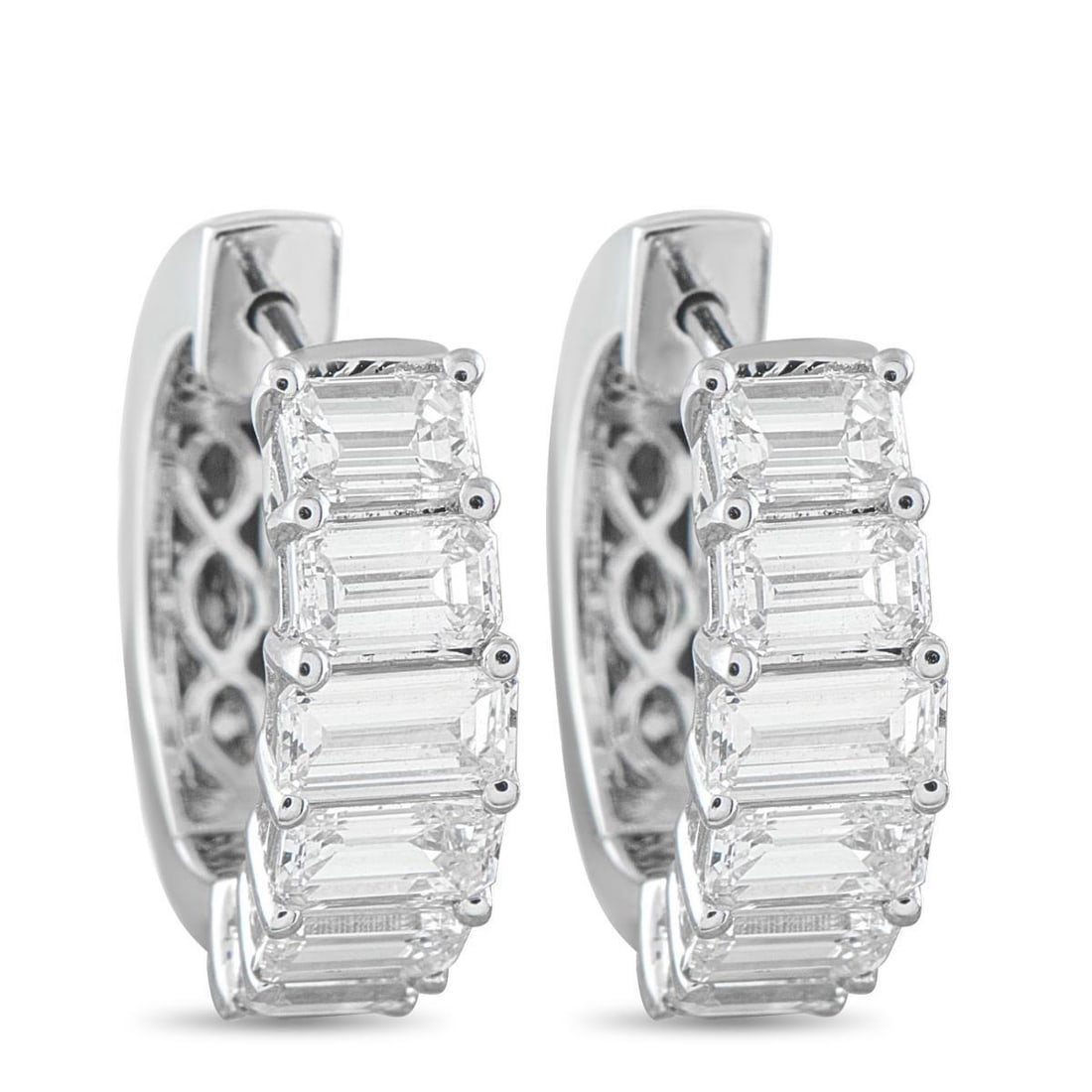 18K WHITE GOLD 1.85CT DIAMOND EARRINGS: These classically elegant earrings will put the perfect finishing touch on any ensemble. Set in 18K White Gold, Diamonds with a total weight of 1.85 carats provide endless sparkle. Each one measures 0