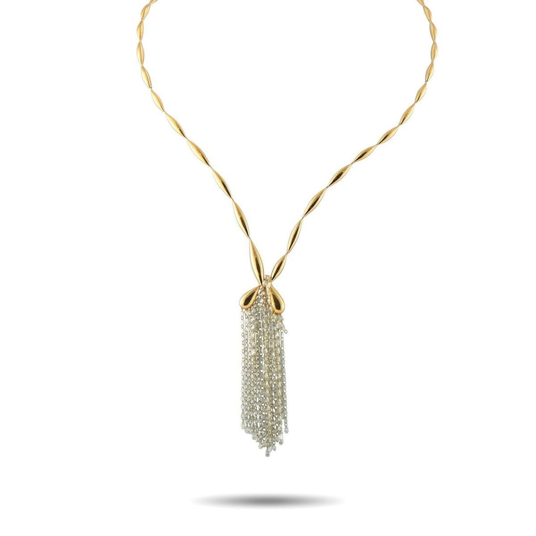 ETHO MARIA 18K YELLOW GOLD 22.0CT DIAMOND NECKLACE: A delicate design makes this Etho Maria necklace unlike anything youve seen before. At the center of the sleek 18K Yellow Gold chain, a flurry of Diamonds totaling 22.0 carats elegantly accent your ev