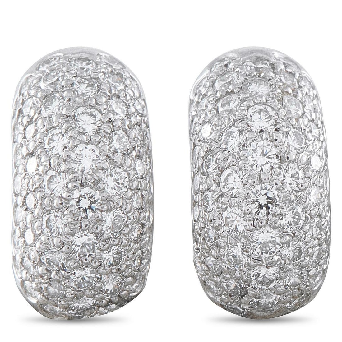 TIFFANY & CO. PLATINUM 0.65CT DIAMOND EARRINGS: A chic, minimalist design makes these Tiffany & Co. earrings an instant classic. Set in Platinum, pave Diamonds with a total weight of 0.65 carats allow them to add a touch of sparkle to your every mo