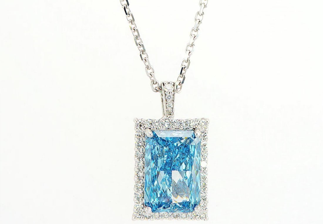 14kt White Gold 4.92ctw Diamond Pendant: Jewelry Description Description: One 14k white gold pendant, set with lab grown diamonds. Jewelry Weight: 6.13 Grs Total Diamonds Weight: 4.92 Cts Precious Metal: 14kt White Gold Certificate Number: D
