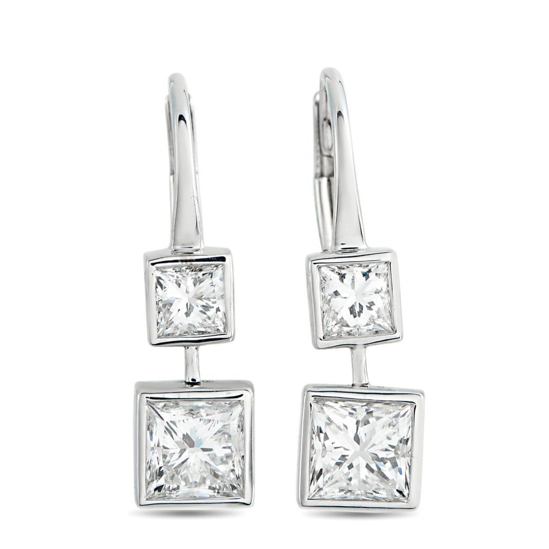 18K WHITE GOLD 1.92CT DIAMOND EARRINGS: Square-cut Diamonds with a total weight of 1.92 carats provide these earrings with a chic, contemporary design. Set in 18K White Gold, each one measures 0.75 long by 0.25 wide.This jewelry piece is of
