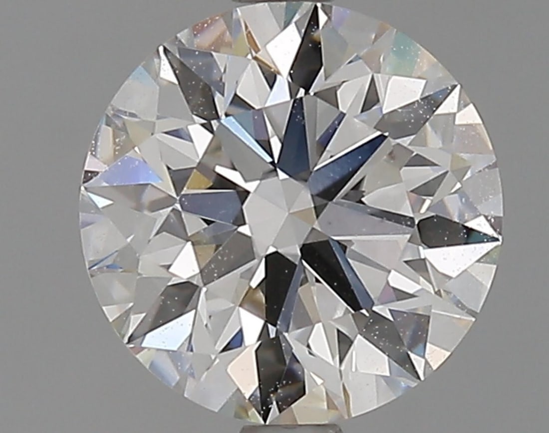 Lab Grown 2.01 ct, Color G/VS1 IGI Graded Diamond: Lab/Natural Diamond: Lab Carat Weight: 2.01 Color Grade: G Clarity Grade: VS1 Model: Round Brilliant Fluorescence: None Polish: Excellent Symmetry: Excellent Cut Grade: Ideal Size: 8.04 - 8.08 X 5.01 