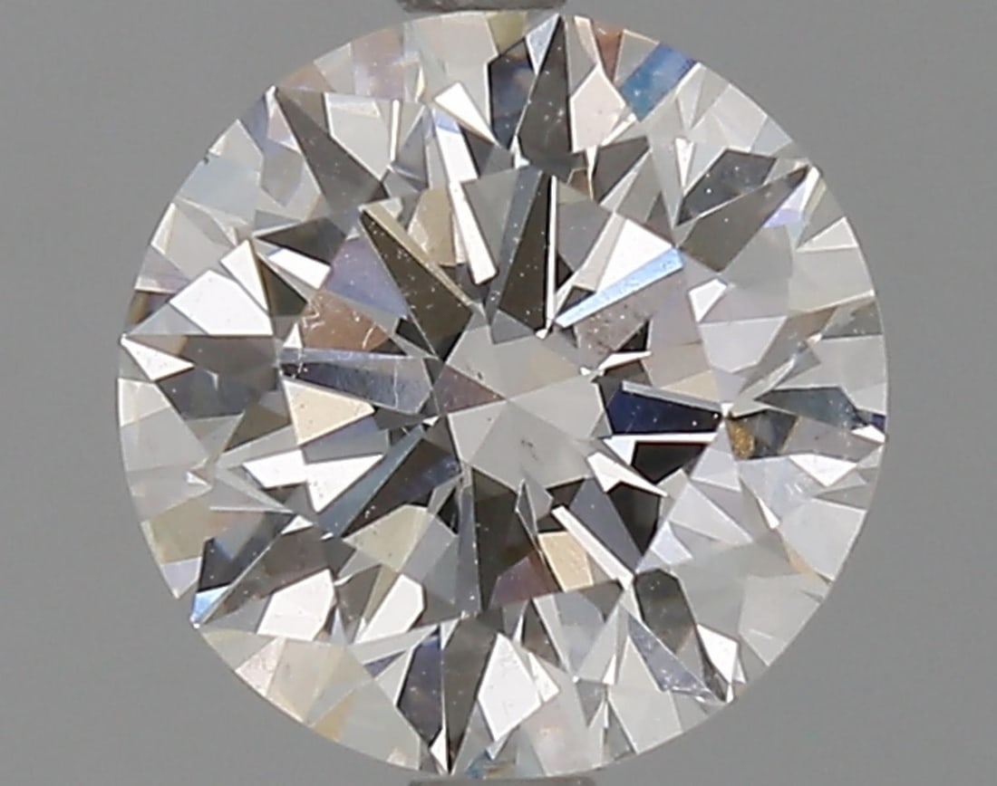 Lab Grown 2.01 ct, Color G/VS1 IGI Graded Diamond: Lab/Natural Diamond: Lab Carat Weight: 2.01 Color Grade: G Clarity Grade: VS1 Model: Round Brilliant Fluorescence: None Polish: Excellent Symmetry: Excellent Cut Grade: Ideal Size: 8.01 - 8.09 X 4.96 