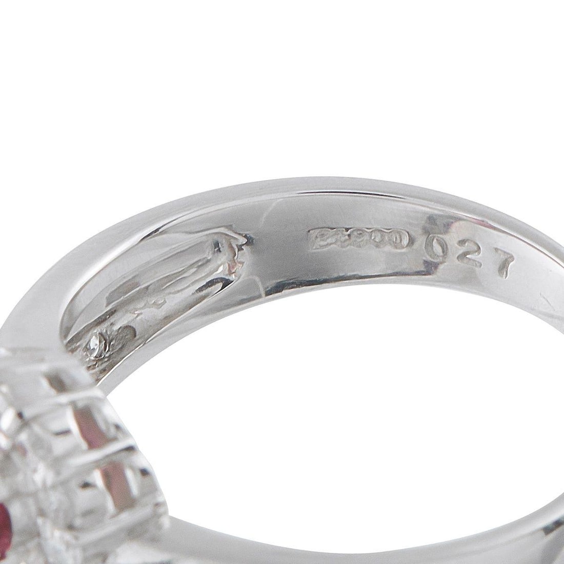 PLATINUM 0.27CT DIAMOND AND RUBY RING - 4