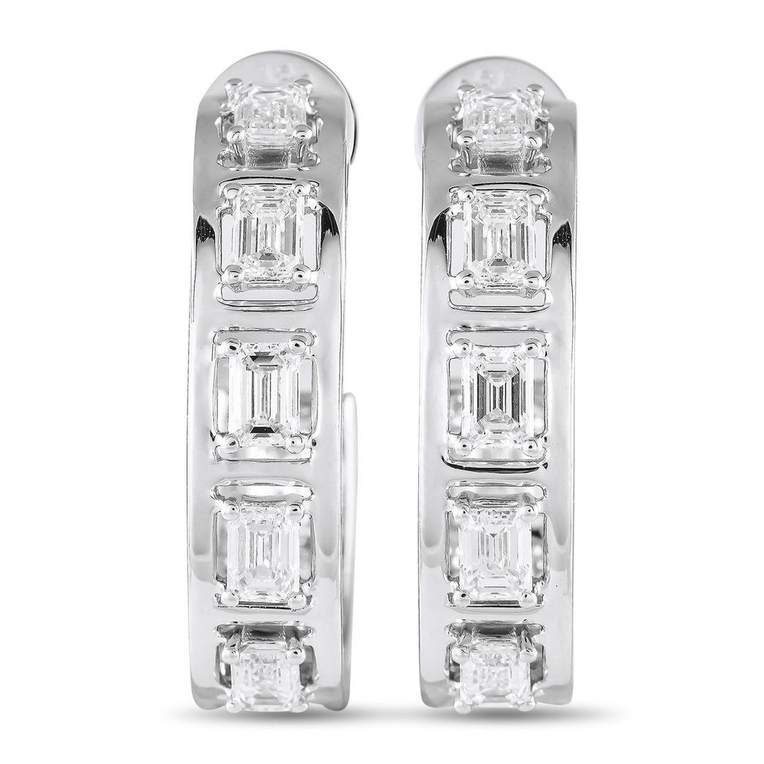 18K WHITE GOLD 2.55CT DIAMOND EMERALD-CUT C-HOOP EARRINGS: Ready to deliver showy flashes of light, these C-hoop earrings will frame your face and enhance the elegance of your look. They're cast in 18K white gold and set with emerald-cut diamonds that weigh 2