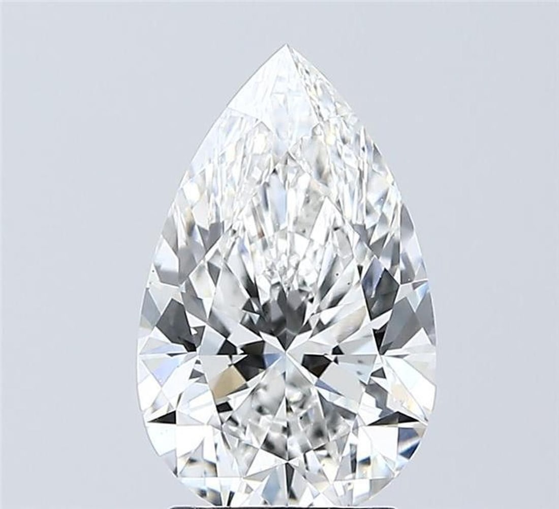 Lab Grown 2.06 ct, Color E/VS1 IGI Graded Diamond: Lab/Natural Diamond: Lab Carat Weight: 2.06 Color Grade: E Clarity Grade: VS1 Model: Pear Fluorescence: N Polish: EXCELLENT Symmetry: EXCELLENT Depth: 62.7 Table: 60 Size: 11.24-7.03-4.41 Certificate 
