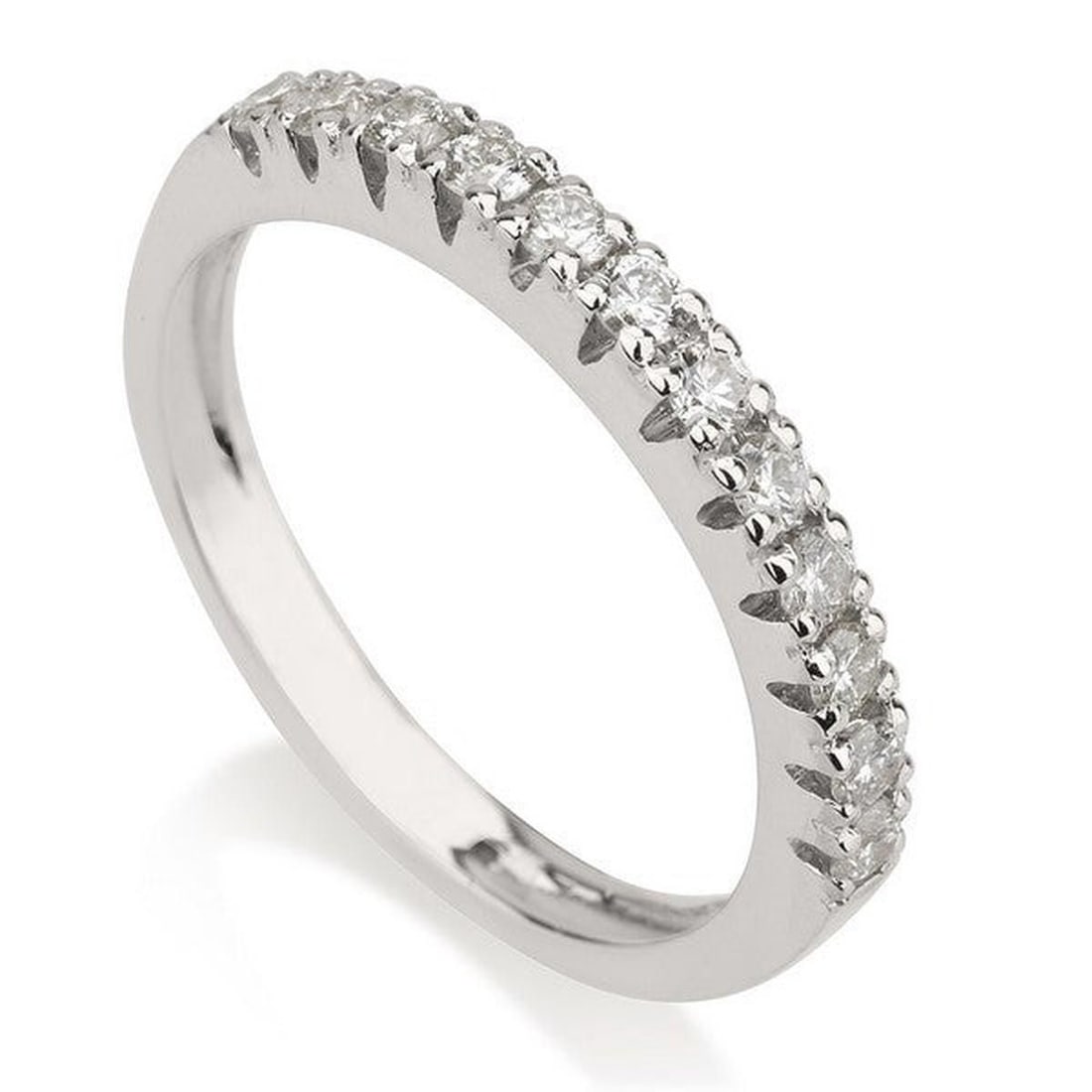 14kt White Gold 0.45ctw Diamond Ring: One 14k white gold ring, set with natural diamond. Jewelry Weight: 2.6Grs Total Diamonds Weight: 0.45Cts Main Stones Description: Quantity: 1 Cut and shape: Round Carats Weight: 0.45 Clarity: VS Color