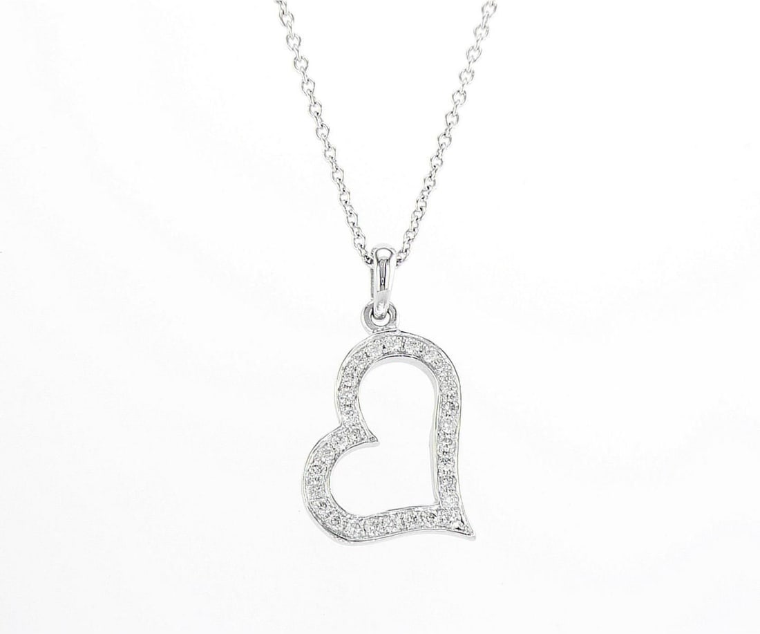 14kt White Gold 0.27ctw Diamond Necklace: Jewelry Description Description: One 14k white gold necklace, set with lab grown diamonds. Jewelry Weight: 3.54 Grs Total Diamonds Weight: 0.27 Cts Precious Metal: 14kt White Gold Certificate Number: 