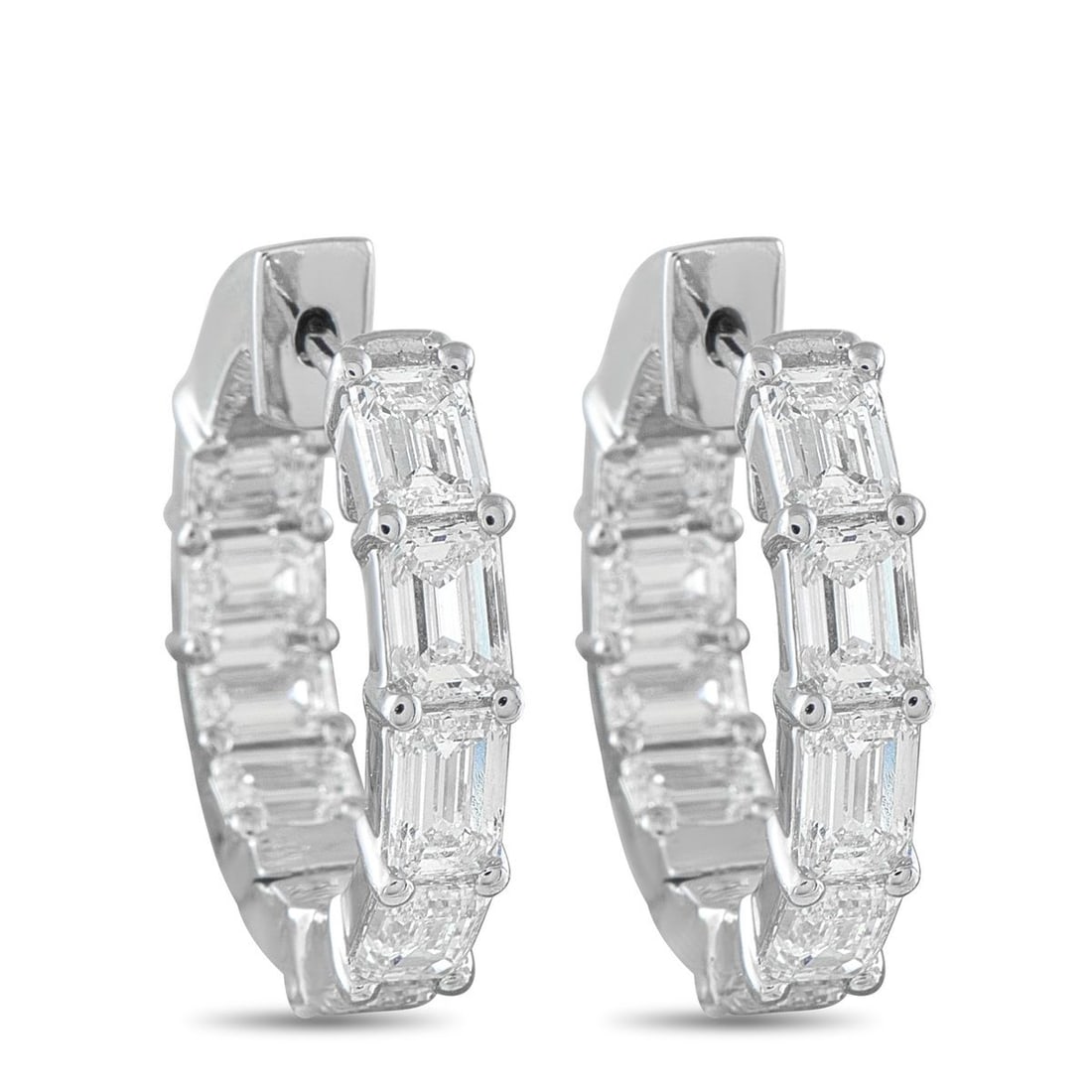 18K WHITE GOLD 3.80CT DIAMOND HOOP EARRINGS: These luxury earrings are designed to sparkle from any angle. Dazzling Diamonds with a total weight of 3.80 carats allow them to effortlessly catch the light every time theyre worn. Set in 18K White G