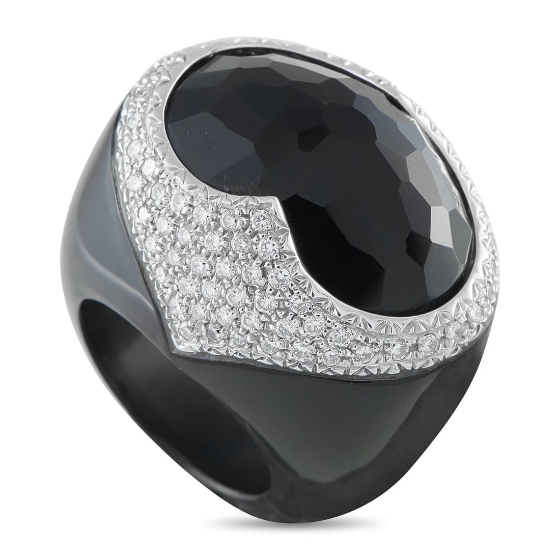 18K WHITE GOLD 1.70CT DIAMOND AND ONYX DOME COCKTAIL RING: A dramatically bold sculptural cocktail ring featuring a massive carved black onyx dome that forms the entire body of the ring, its deep lacquer-black surface inlaid at the top with a sweeping 18K whi