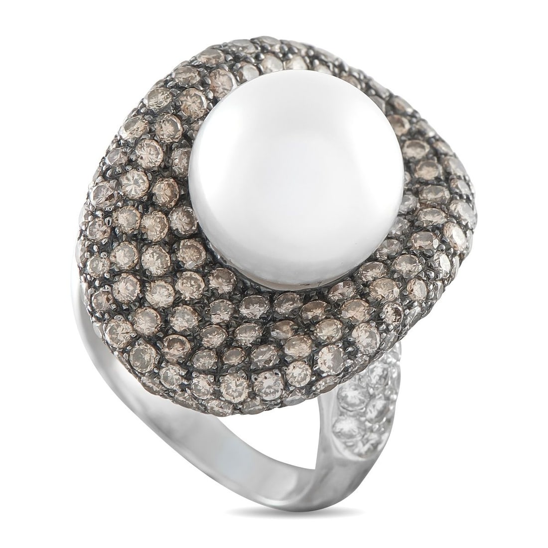 18K WHITE GOLD 2.80CT DIAMOND AND PEARL FRENCH RING: A chic, contemporary design makes this French luxury ring a veritable work of art. The curved 18K White Gold setting comes to life thanks to inset Diamonds with a total weight of 2.80 carats. A 12.2mm