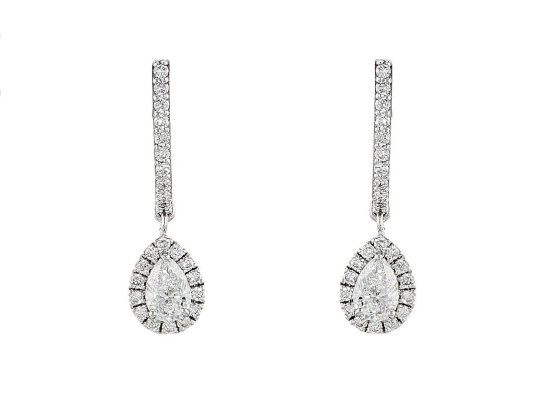 14kt White Gold 1.34ctw Diamond Earrings: Jewelry Description Description: One 14k white gold earrings, set with lab grown diamonds. Jewelry Weight: 3.45 Grs Total Diamonds Weight: 1.34 Cts Precious Metal: 14kt White Gold Certificate Number: 