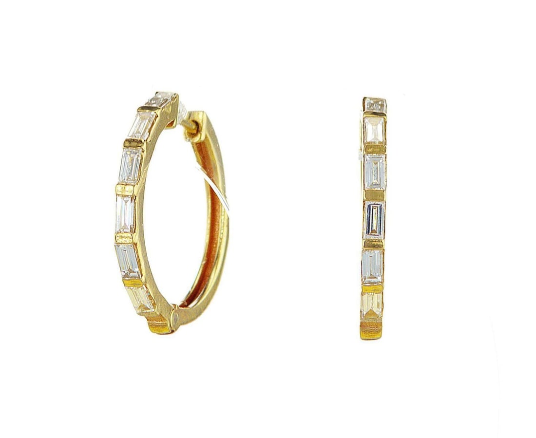 14kt Yellow Gold 0.66ctw Diamond Earrings: Jewelry Description Description: One pair of 14k yellow gold earrings, set with lab grown diamonds. Jewelry Weight: 2.6 Grs Total Diamonds Weight: 0.66 Cts Precious Metal: 14kt Yellow Gold Certificate