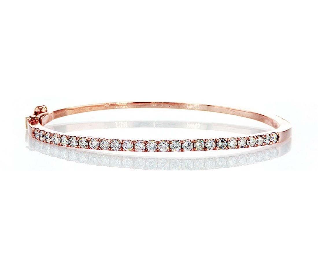 14kt Rose Gold 1.86ctw Diamond Bangle: Jewelry Description Description: One 14k rose gold bangle, set with lab grown diamonds. Jewelry Weight: 14.36 Grs Total Diamonds Weight: 1.86 Cts Precious Metal: 14kt Rose Gold Certificate Number: DSL