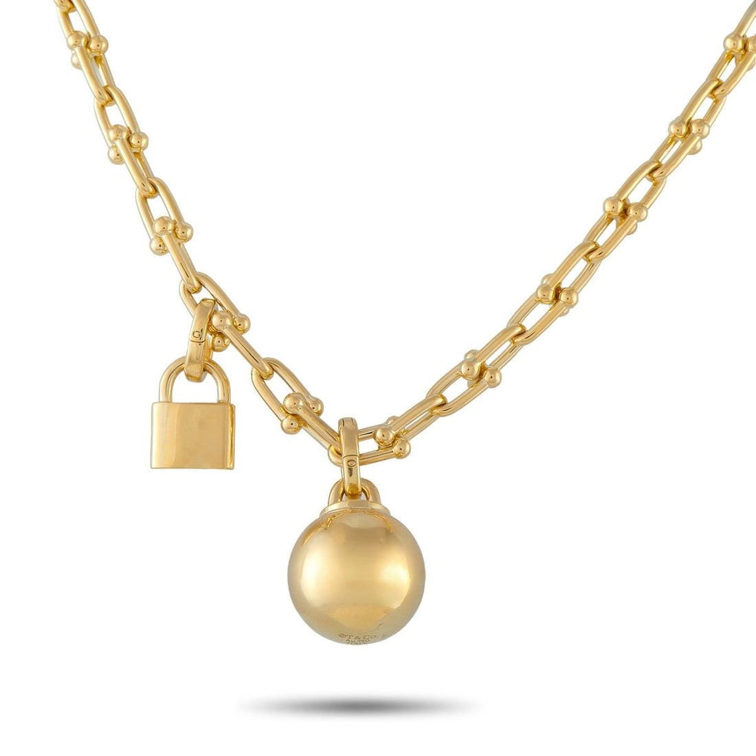 TIFFANY & CO. 18K YELLOW GOLD HARDWEAR SINGLE WRAP NECKLACE: A polished ball and chain sounds industrial on paper, yet Tiffany & Co. transformed the idea into something far more refined through the HardWear collection. Introduced in 2017 and inspired by a 1971 