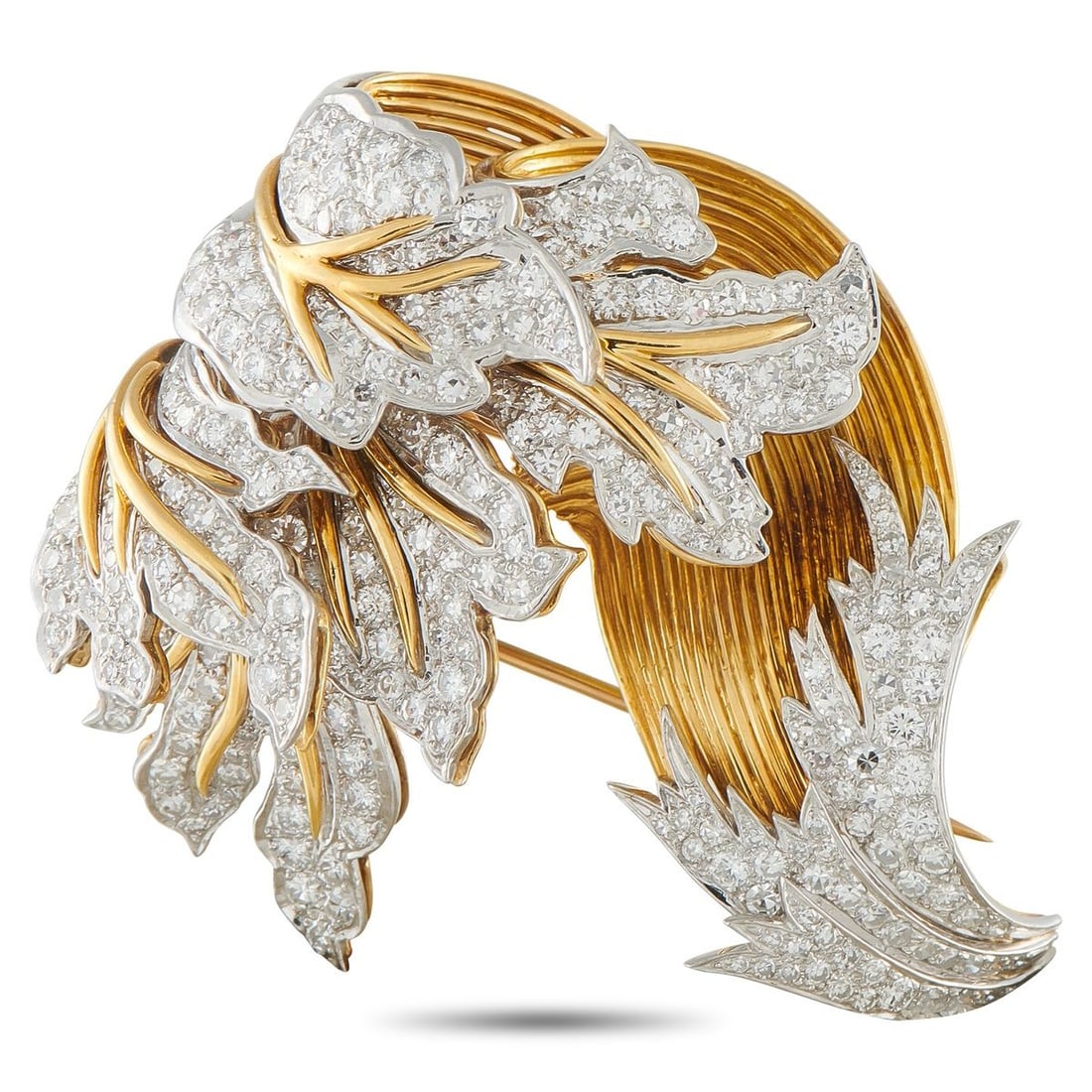 18K YELLOW GOLD 5.80CT DIAMOND BROOCH: This exquisitely crafted brooch draws inspiration from the beauty of the natural world. The lustrous 18K Yellow Gold setting imparts a dramatic sense of movement, while sparkling Diamonds totaling 5.8