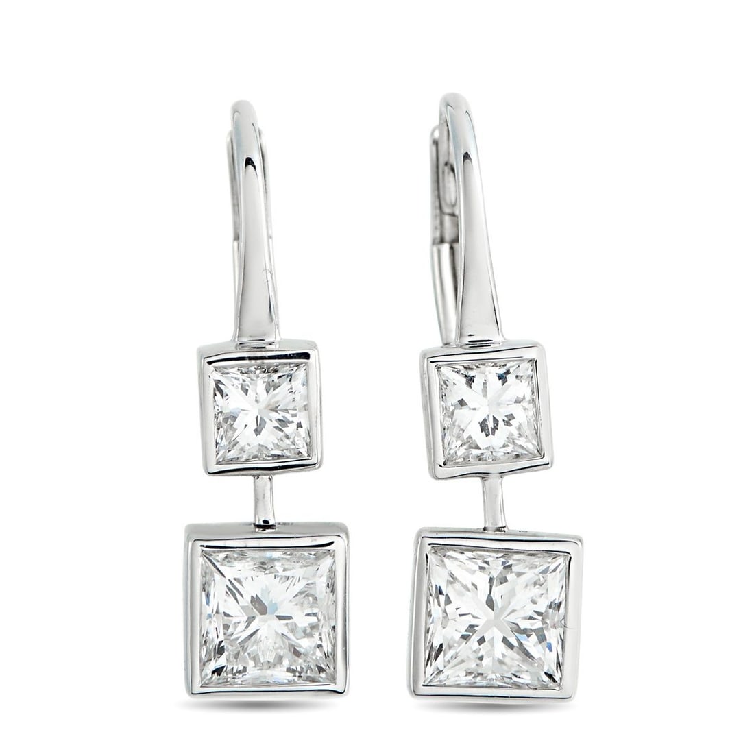 18K WHITE GOLD 1.92CT DIAMOND EARRINGS: Square-cut Diamonds with a total weight of 1.92 carats provide these earrings with a chic, contemporary design. Set in 18K White Gold, each one measures 0.75 long by 0.25 wide.This jewelry piece is of