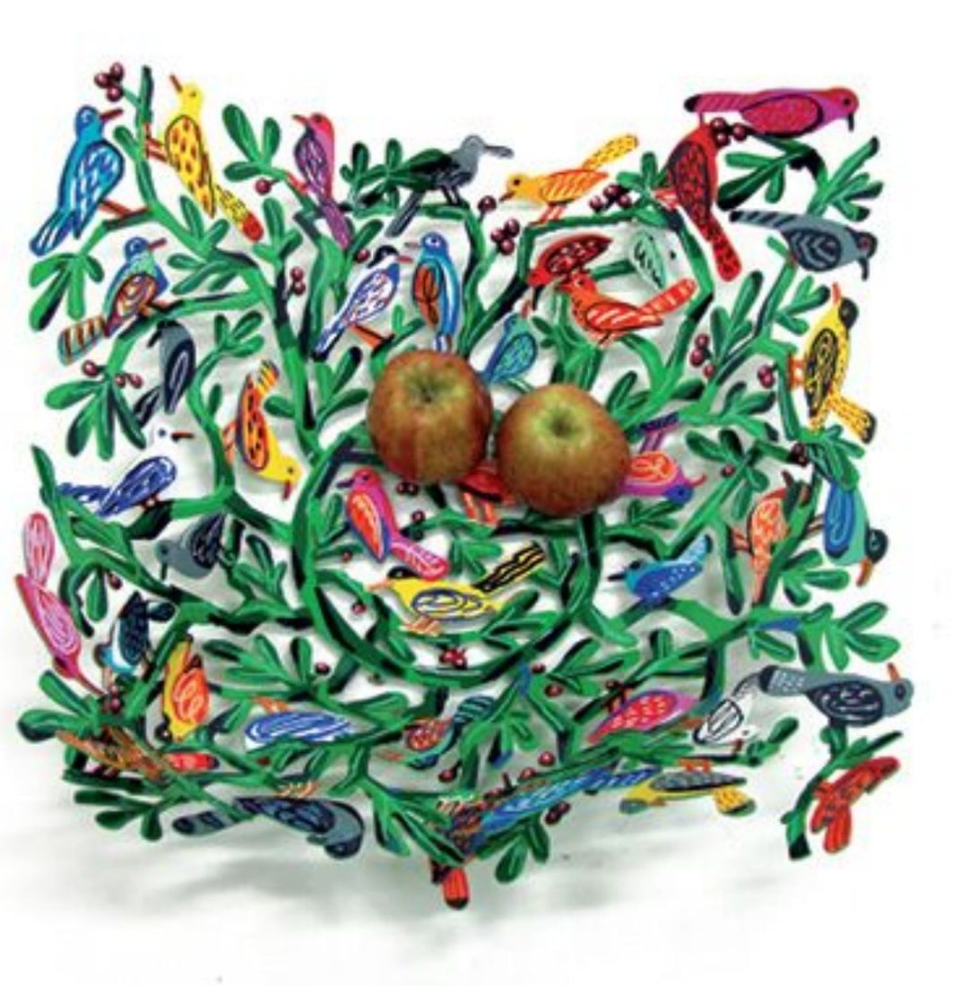 David Gerstein- Free Standing Sculpture (Fruit Bowl) "Birds of the world Bowl": Artist: David Gerstein. Medium: Free Standing Sculpture (Fruit Bowl). Title: Birds of the world Bowl. Signature: Signed by the artist. Certificate of Authenticity: Is included. Additional: This piece 