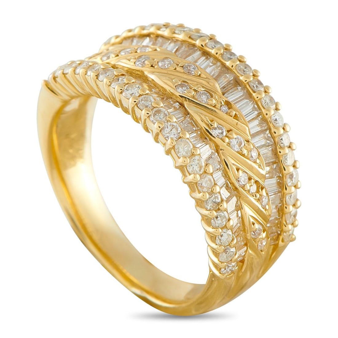 18K YELLOW GOLD 1.53CT DIAMOND RING: This luxury ring is filled with dynamic details. Set in 18K Yellow Gold, Diamonds with a total weight of 1.53 carats complement the intricate metalwork. It features a 3mm wide band and a 3mm top heigh