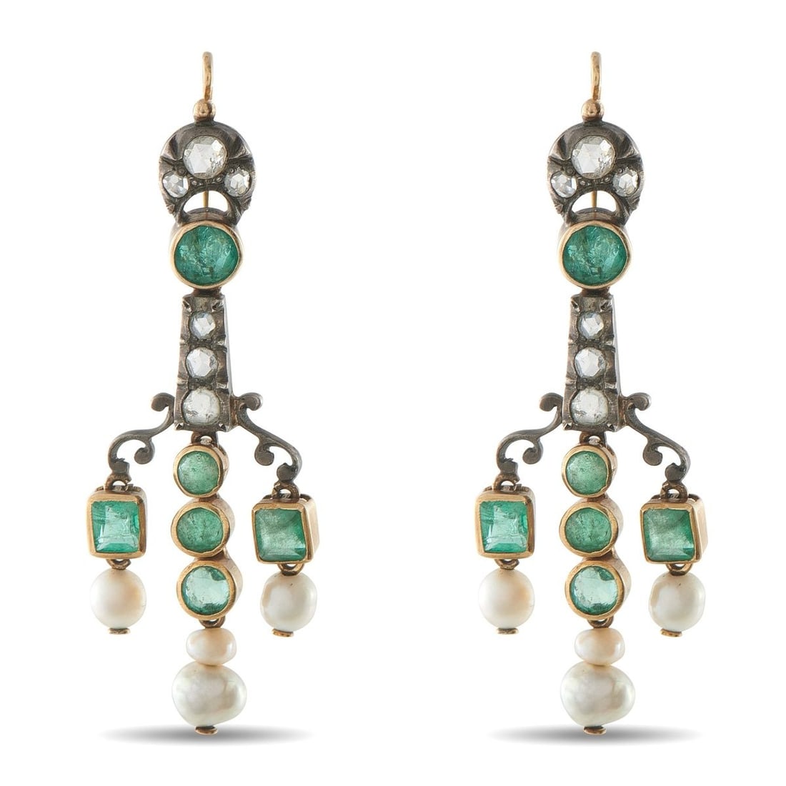 ANTIQUE 14K ROSE GOLD AND SILVER 0.70CT DIAMOND AND NATURAL PEARL EARRINGS: These antique earrings will instantly elevate any ensemble. The delicate settings are crafted from a combination of 14K Rose Gold and Silver. Sparkling Diamonds totaling 0.70 carats allow them to effo