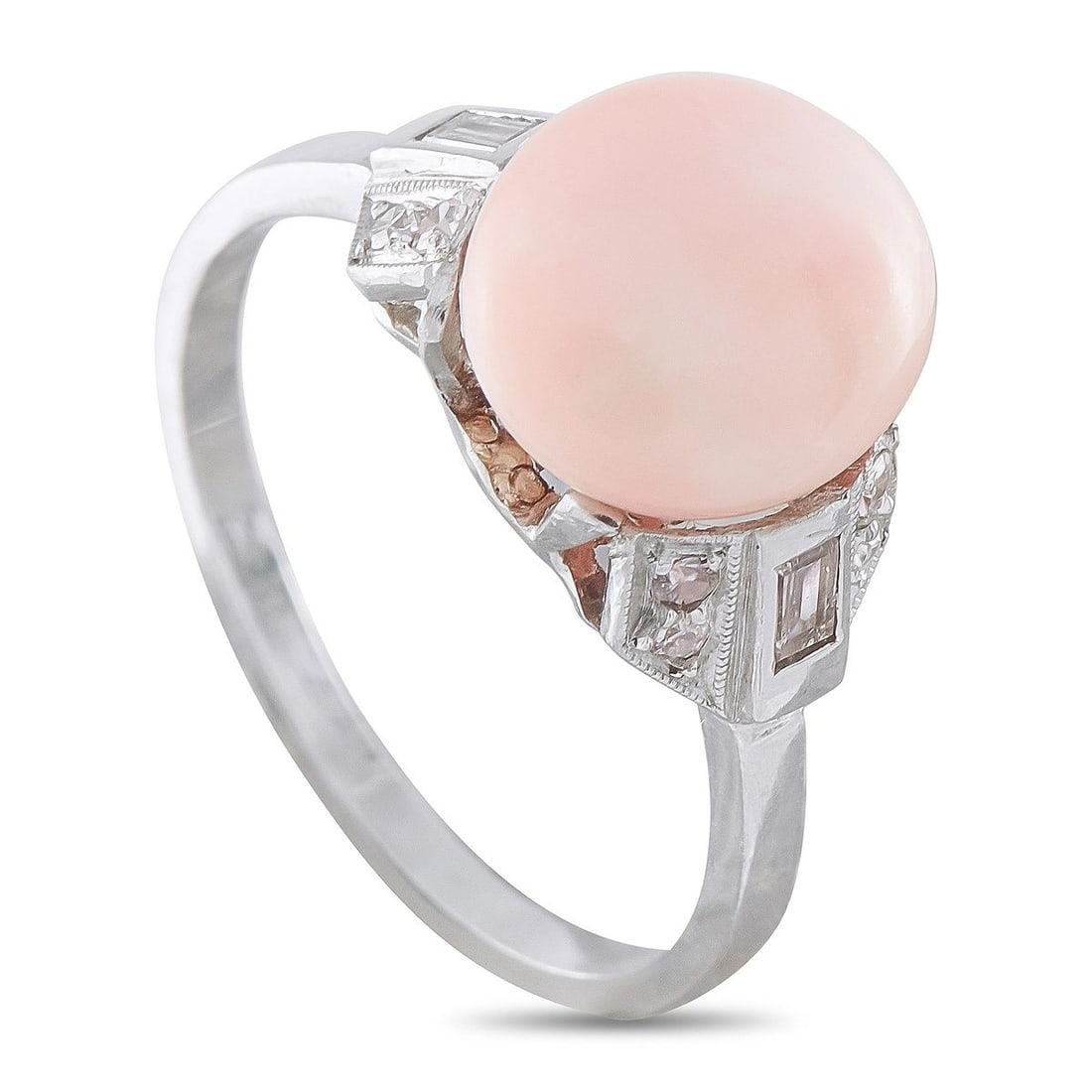 PLATINUM 0.11CT DIAMOND AND NATURAL CONCH PEARL RING: An extraordinary and exceptionally rare Art Deco-era platinum ring centering a natural conch pearl of 2.0 carats among the most coveted and scarce gems in the world. Harvested from the queen conch (St