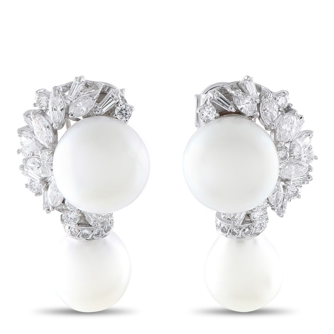 18K WHITE GOLD 2.85CT DIAMOND AND PEARL EARRINGS: These opulent earrings will put the perfect finishing touch on any ensemble. Set in 18K White Gold, the curved setting beautifully highlights sparkling Diamonds totaling 2.85 carats. Pearls measuring 