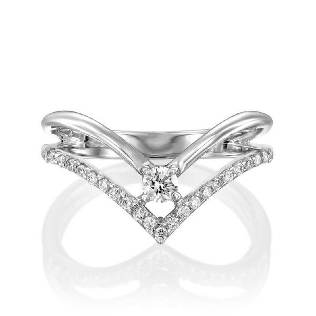 14kt White Gold 0.13ctw Diamond Ring: One 14k white gold ring, set with natural diamond. Jewelry Weight: 2.9Grs Total Diamonds Weight: 0.13Cts Main Stones Description: Quantity: 1 Cut and shape: Round Carats Weight: 0.13 Clarity: VS