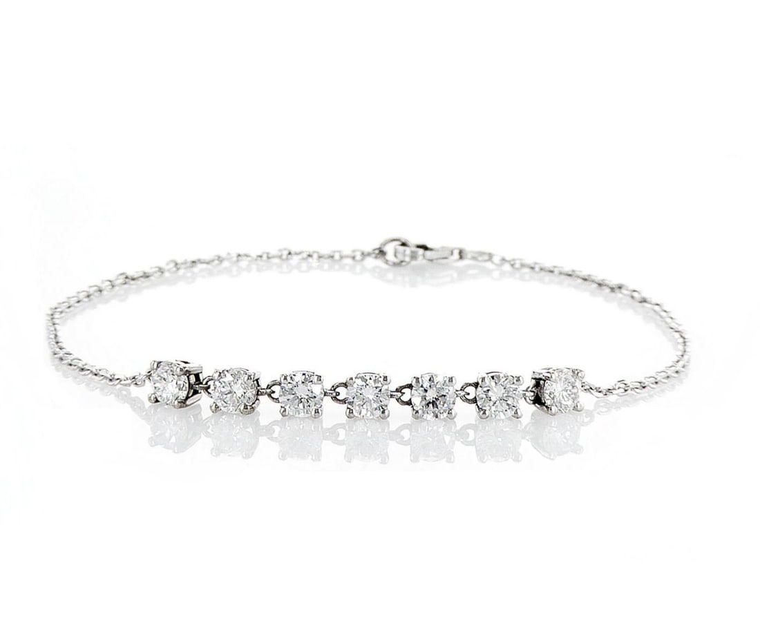 14K White Gold 1.2ctw Bracelet: Jewelry Description Description: Lab Grown Diamond Bracelet, 14K White Gold Jewelry Weight: 2.43 Grs Total Diamonds Weight: 1.2 Cts Precious Metal: 14K White Gold Certificate Number: DSL- 4450227226 A