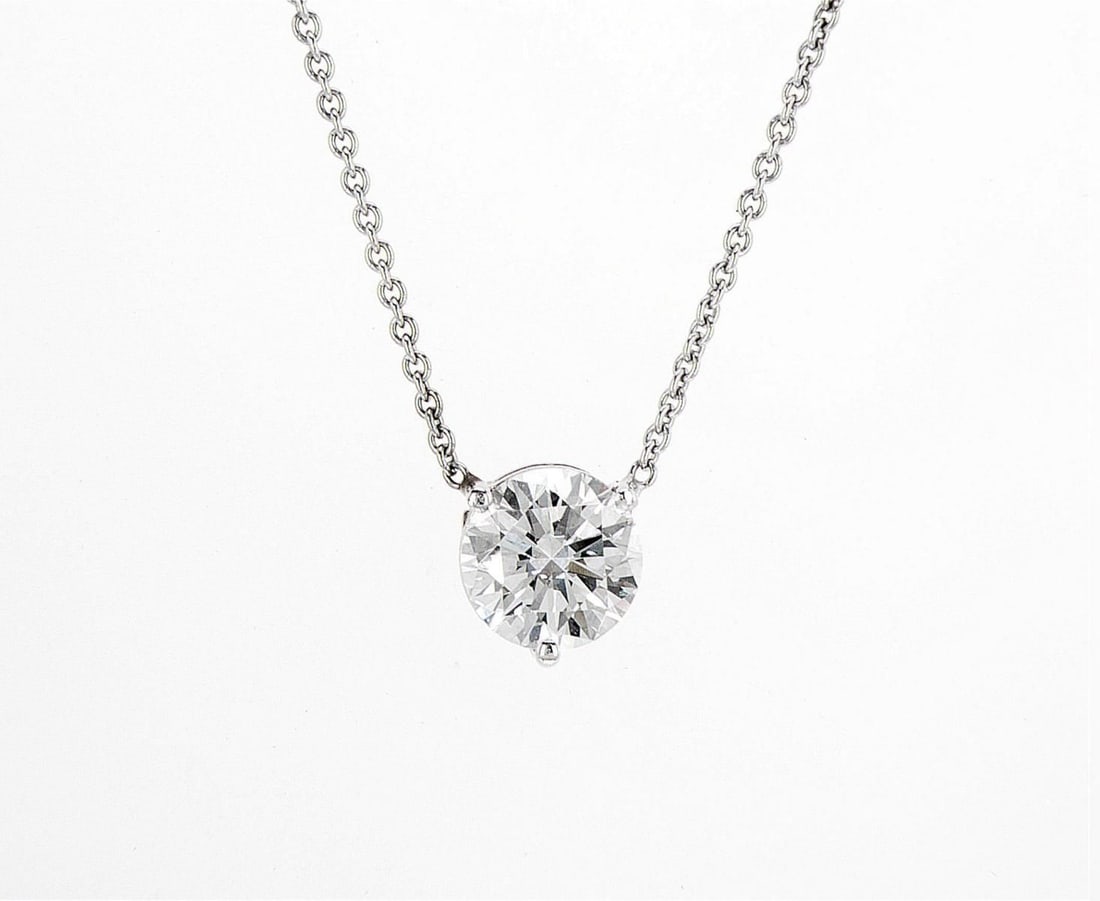 14kt White Gold 1ctw Diamond Pendant: Jewelry Description Description: One 14k white gold pendant, set with lab grown diamonds. Jewelry Weight: 2.47 Grs Total Diamonds Weight: 1 Cts Precious Metal: 14kt White Gold Certificate Number: DSL-
