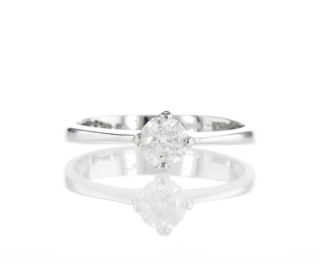 14K White Gold 0.5ctw Ring: Jewelry Description Description: Natural Diamond Ring, 14K White Gold Jewelry Weight: 2.59 Grs Total Diamonds Weight: 0.5 Cts Precious Metal: 14K White Gold Certificate Number: DSL- 4450141019 Apprais