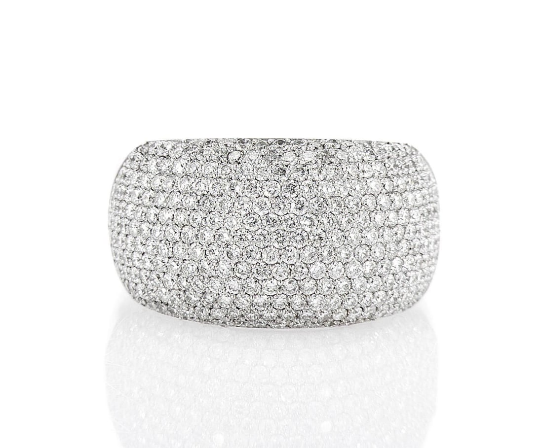 14kt White Gold 2.92ctw Diamond Ring: One 14k white gold ring, set with natural diamond. Jewelry Weight: 8.47Grs Total Diamonds Weight: 2.92Cts Main Stones Description: Quantity: 293 Cut and shape: Round Brilliant Carats Weight: 2.92 Clar