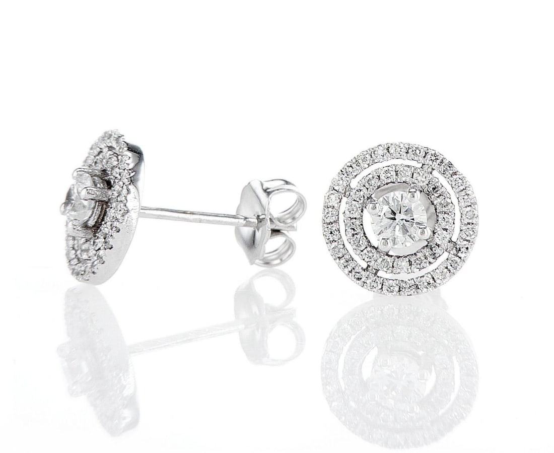 14K White Gold 0.67ctw Earring: Jewelry Description Description: Lab Grown Diamond Earring, 14K White Gold Jewelry Weight: 2.56 Grs Total Diamonds Weight: 0.67 Cts Precious Metal: 14K White Gold Certificate Number: DSL- 4450140826 A